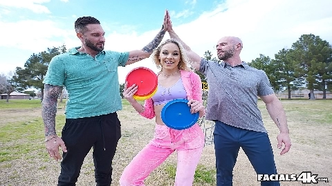 Disc Golf Threeway - Kelsey Kane