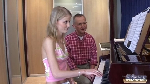 Oldje - The Piano Teacher - Katerina
