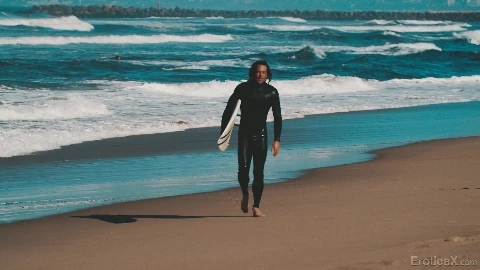 Surf's Up - Kylie Rocket