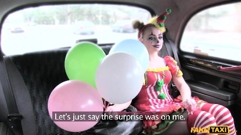 Driver Fucks Cute Valentine Clown - Lady Bug