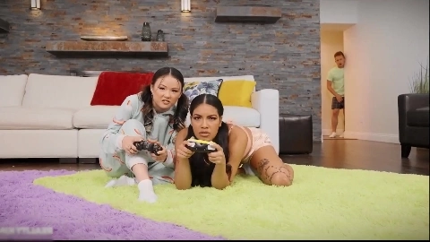 Lulu Chu, Maya Farrell – Gamer Girlfriend Gets Sneaky in HD